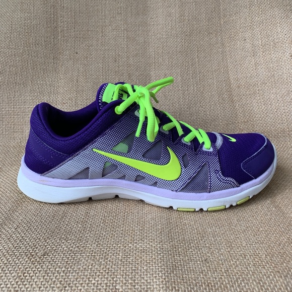 Nike Flex Supreme TR2 in purple/volt - Picture 3 of 5